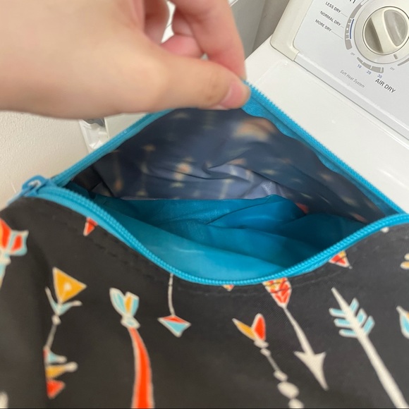 🏷️ARROW PRINT BACKPACK - Picture 12 of 16